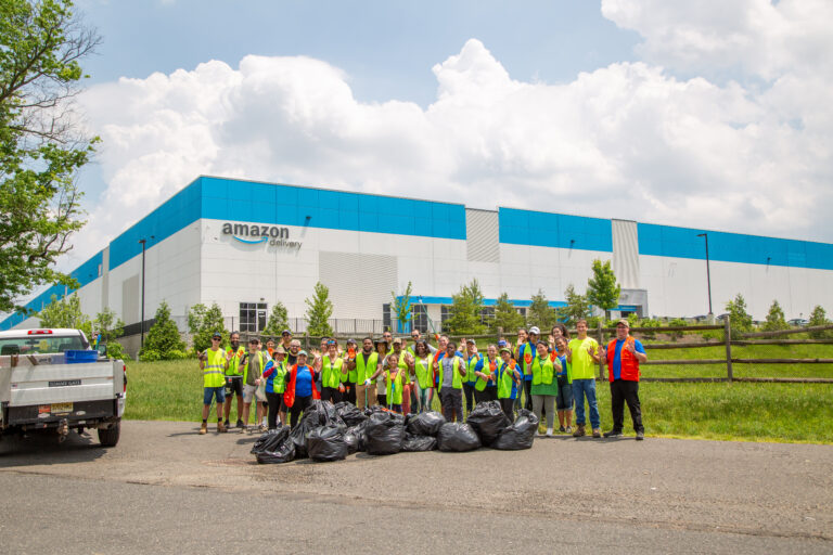 Amazon & WeLoveU Clean Up Park!