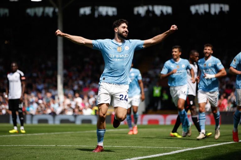 Manchester City hammers Fulham!