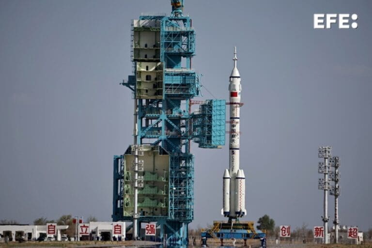 The Shenzhou-20 to the Tiangong space station! The Shenzhou-20 to the Tiangong space station!